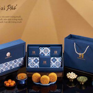 Bánh Trung Thu Madame Hương Hộp Hàng Gai Phố